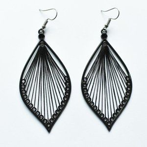 Sophisticated Leaf Earrings Black